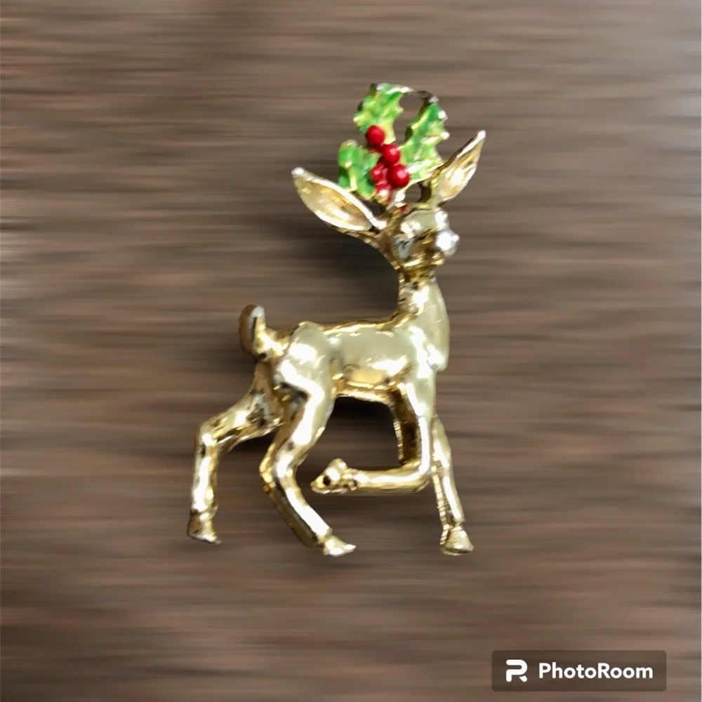 Christmas Vintage Enamel Reindeer Pin by Gerry's Antlers